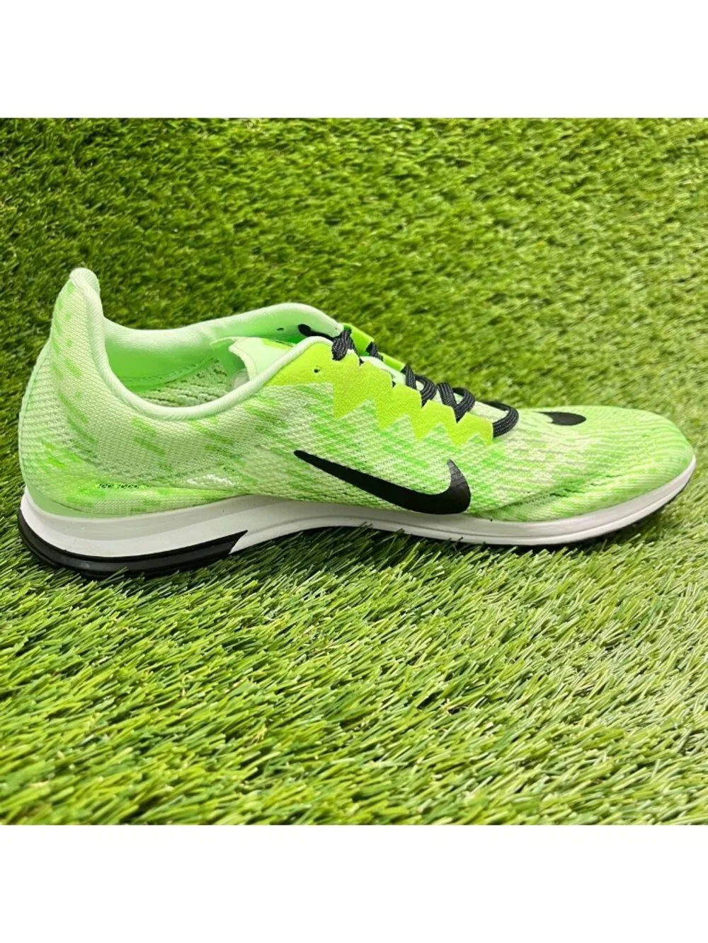 Nike Air Zoom Streak LT 4 Mens Size 9 Neon Green Black Running Shoes Sneakers